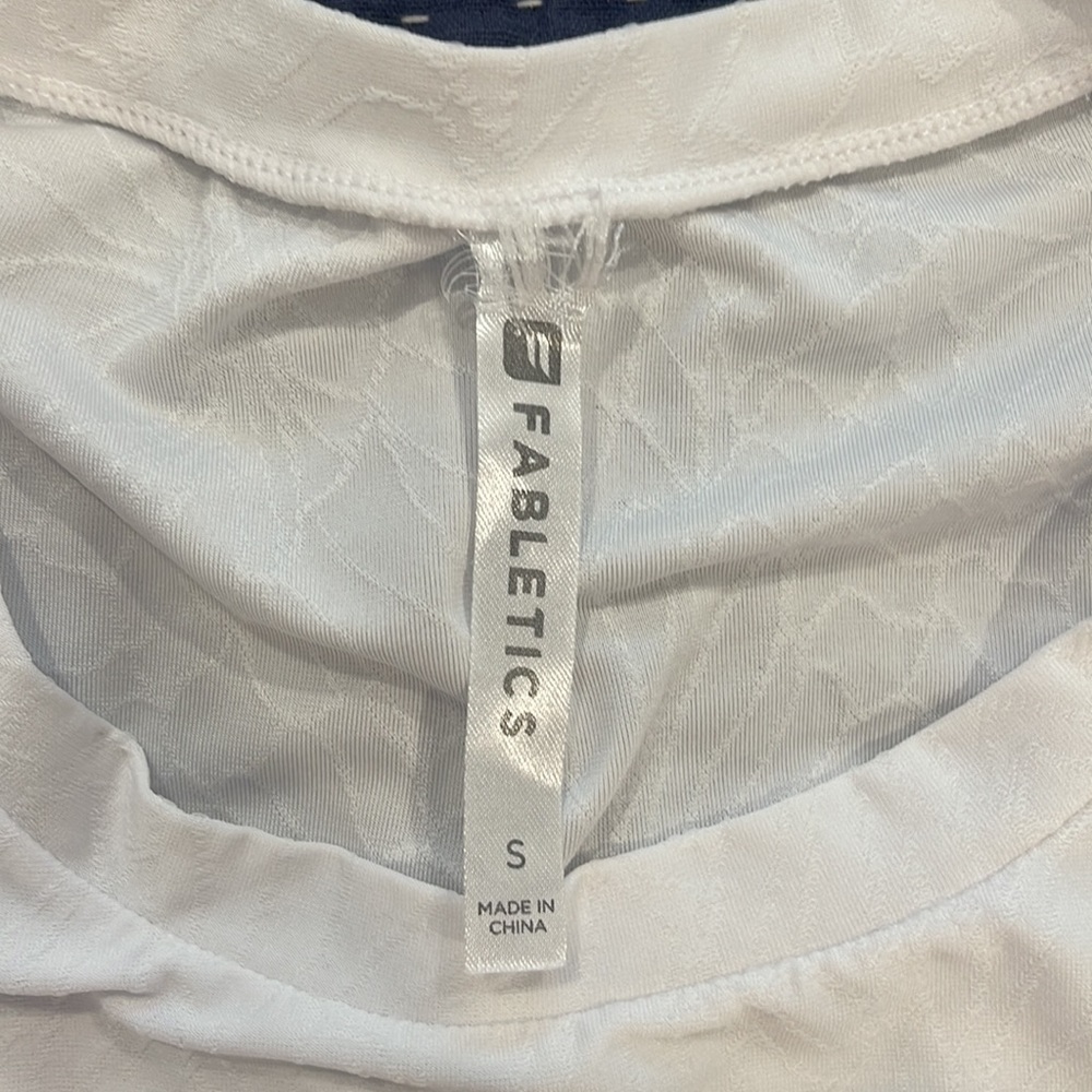 Fabletics tank - Picture 3 of 3